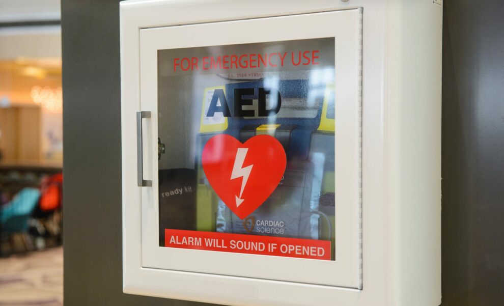Automatisierte Externe Defibrillatoren richtig bedienen