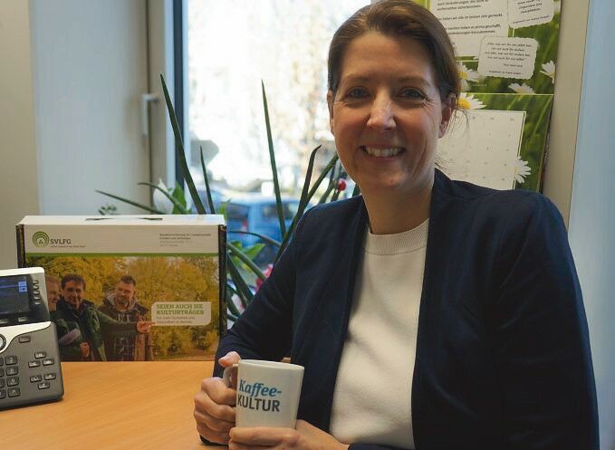 Ina Siebeneich, Präventionsfachfrau der Sozialversicherung für Landwirtschaft, Forsten und Gartenbau (SVLFG)